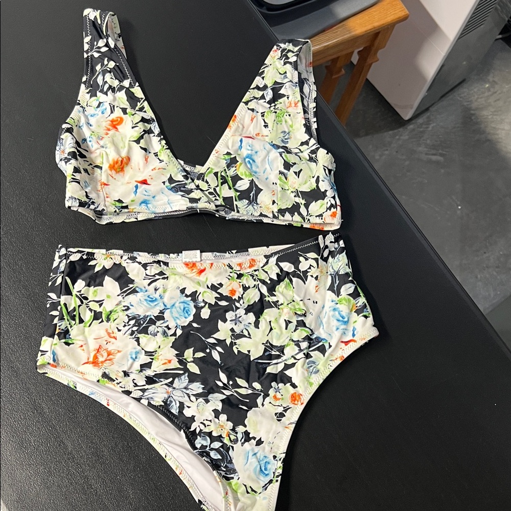 Cupshe Floral Bikini - Black, Blue, Orange